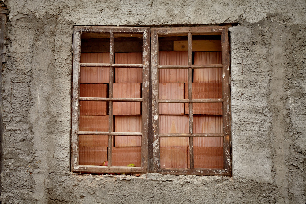 Povisorich werden die Fenster zugemacht Povisorich werden die Fenster zugemacht