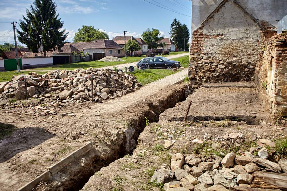 Das Fundament ist fertig gegraben Das Fundament ist fertig gegraben