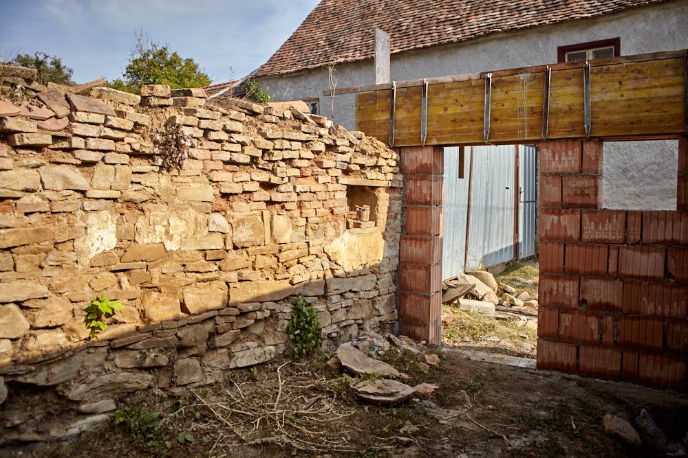 Die alte Wand wird erhalten Die alte Wand wird erhalten