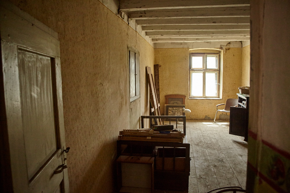 Schlafzimmer - Blick auf den Wandschrank links Schlafzimmer - Blick auf den Wandschrank links