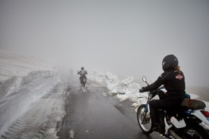 Der letzte Schnee wurde gerade beiseite geräumt