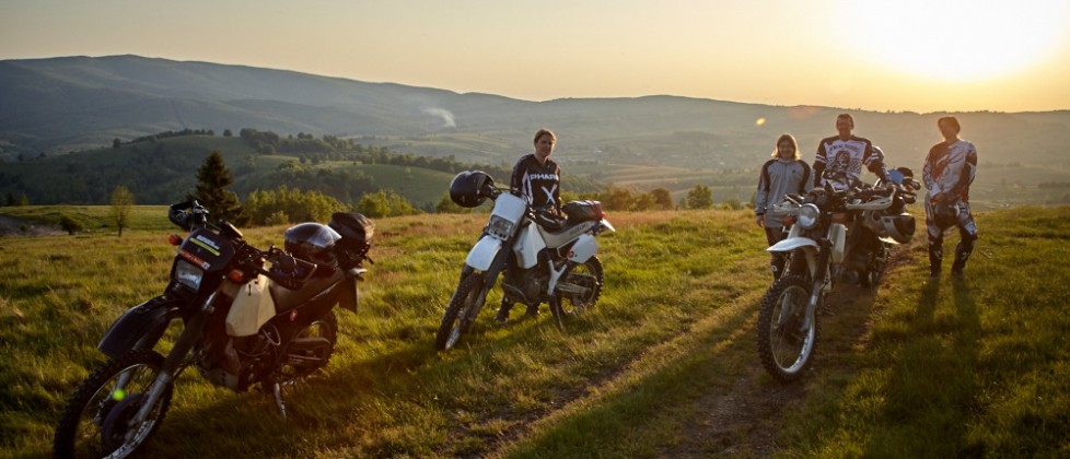 Sonnenuntergang im Endurowandern-Paradies